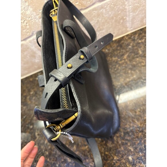 SOLD OUT Madewell The Transport Crossbody Black Leather Like New - Picture 12 of 12